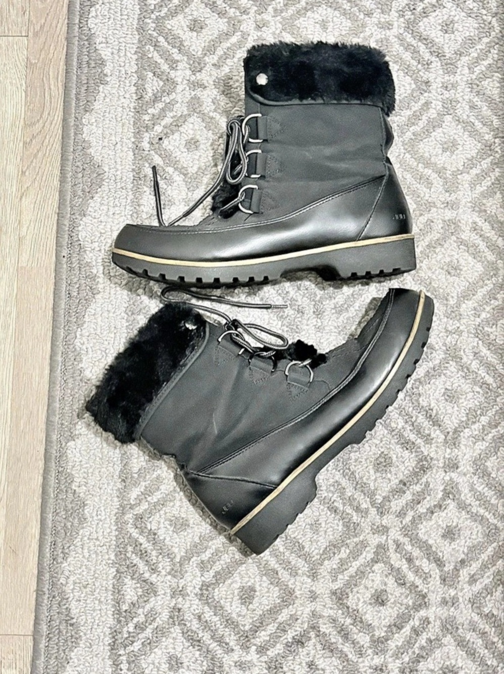 JBU Northgate Waterproof Winter Boots Black US 9.5M Like New